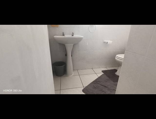 3 BEDROOM PROPERTY TO RENT IN LAWRENCE ROCKS